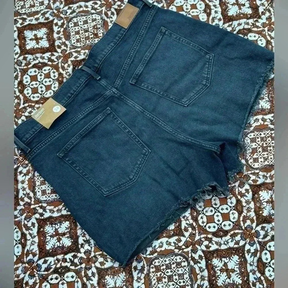 NWT Revtown Decade Denim Saturday Shorts Size 34 - Picture 7 of 10